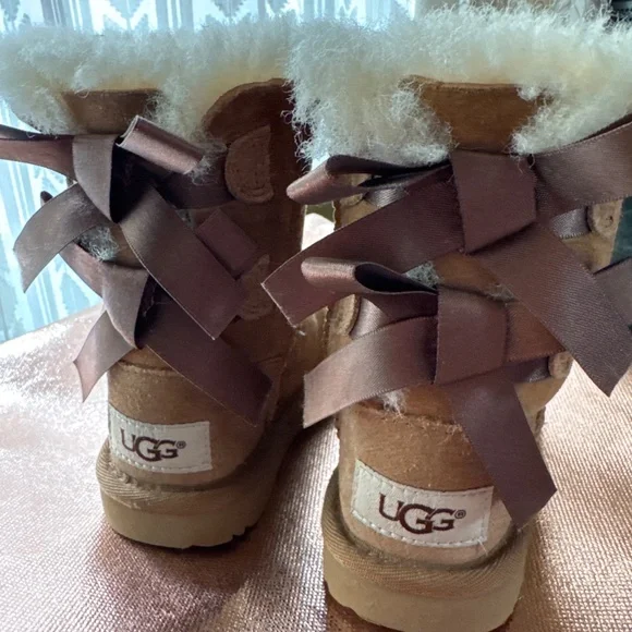 UGG Bailey Bow II Boot
